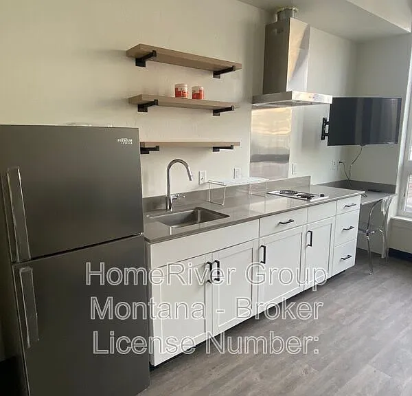 320 Clay St #104 — Photo 4