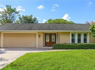11312 Robert Dr, Seminole, FL 33778