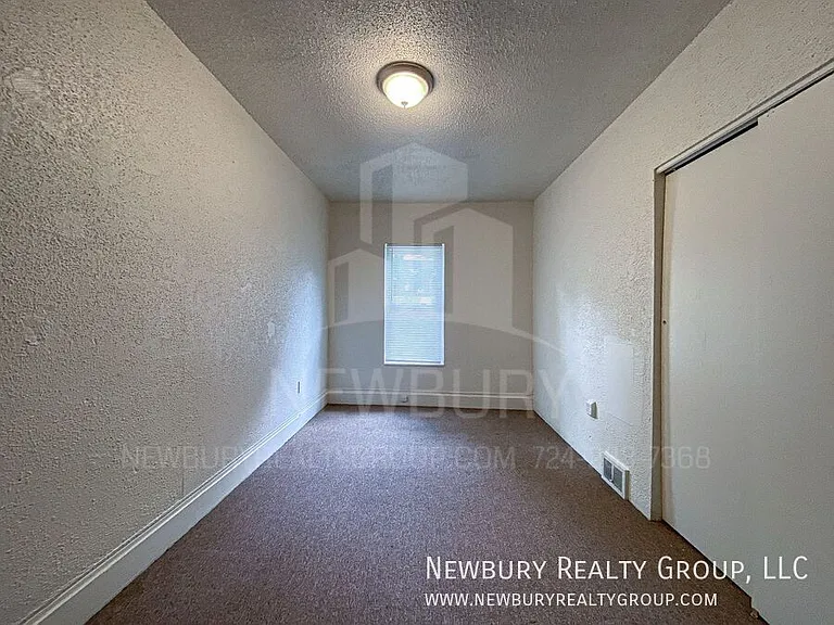 37 Hickory St — Photo 29