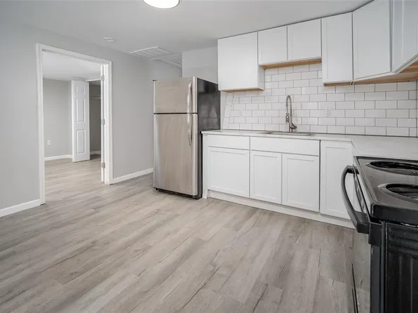 606 NW 7th St, Lindsay, OK 73052