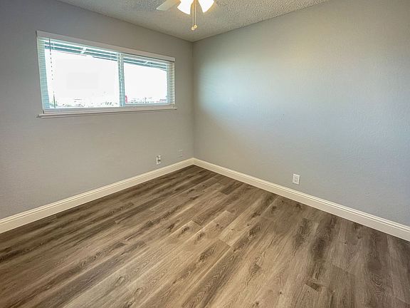 5th image of 5242 College Oak Dr #Co-18