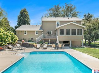 21938 Trailridge Blvd, Elkhorn, NE 68022