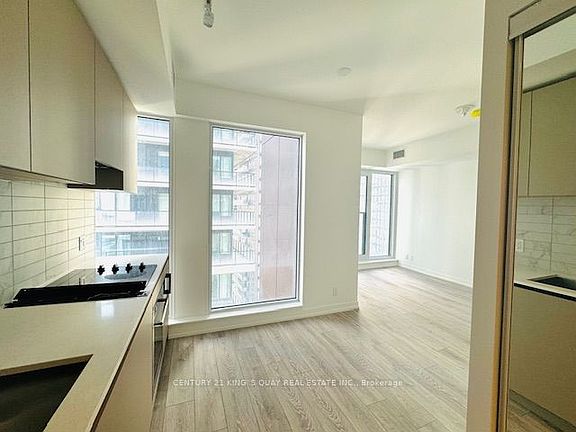 3rd image of 55 Mercer St #3206