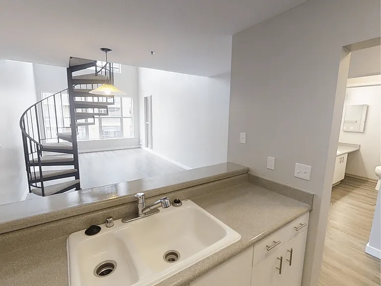 Kitchen bar