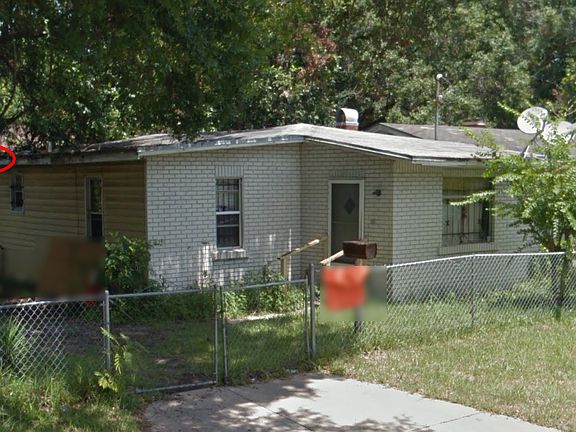 2nd image of 2023 W 17th St