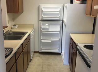 515 Fairway Dr, Milford, NE 68405