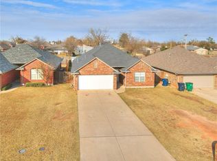 617 NW 112th St, Oklahoma City, OK 73114