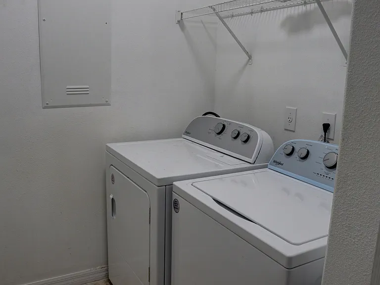 8223 Dunham Station Dr — Photo 22