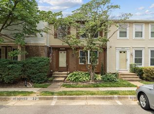 2928 Bridgehampton Ct, Falls Church, VA 22042
