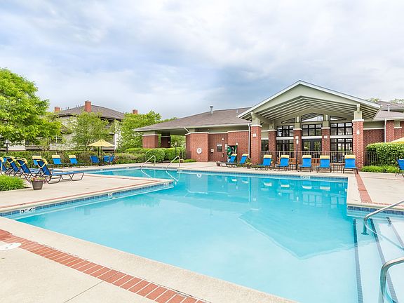 2nd image of 101 Woodlake Blvd #2809
