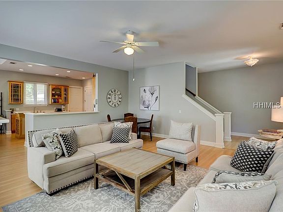 4th image of 72 Dune Ln