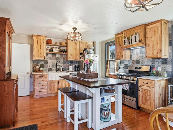 54 Priest Ln NE, Newark, OH 43055