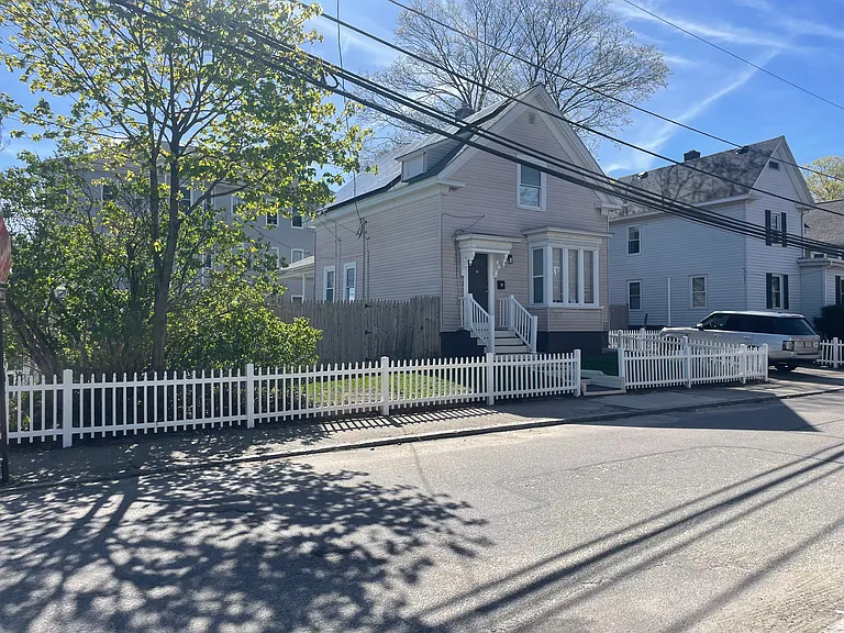 15 Gustin Ave — Photo 9