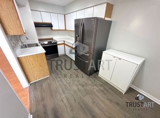 217 Stevens St, Philadelphia, PA 19111