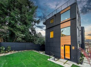 3811 Eastern Ave N, Seattle, WA 98103