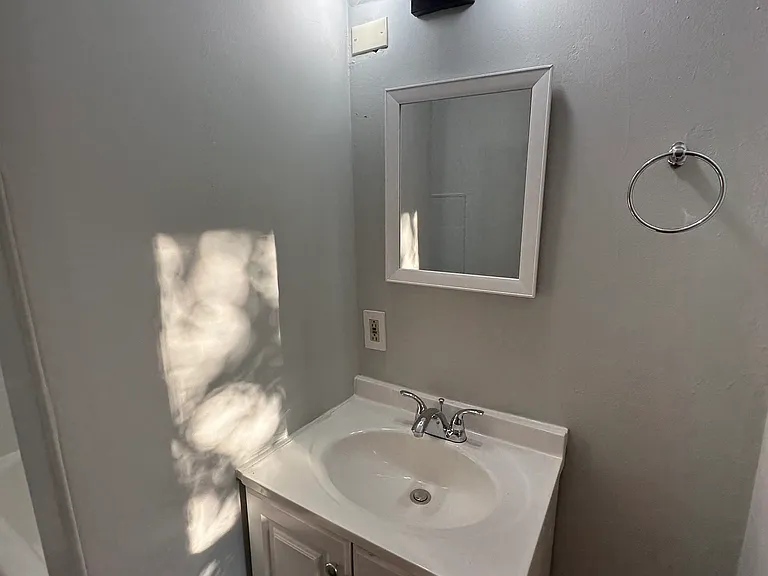 141 Madison Ave #1 — Photo 6