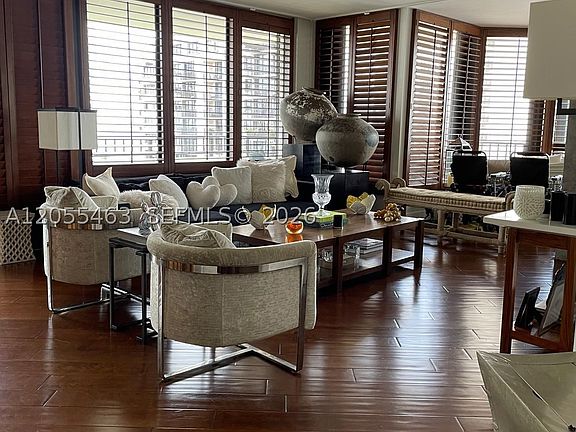 5th image of 520 Brickell Key #A1216