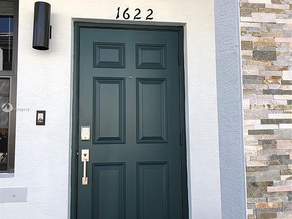 2nd image of 1622 SW 28th Ct #1622