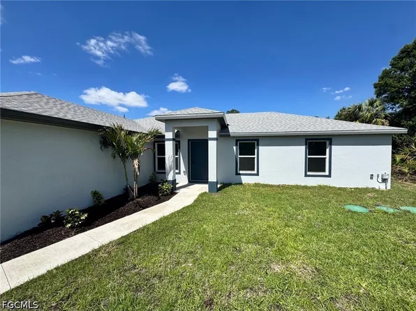728 Ledge St, Lehigh Acres, FL 33972