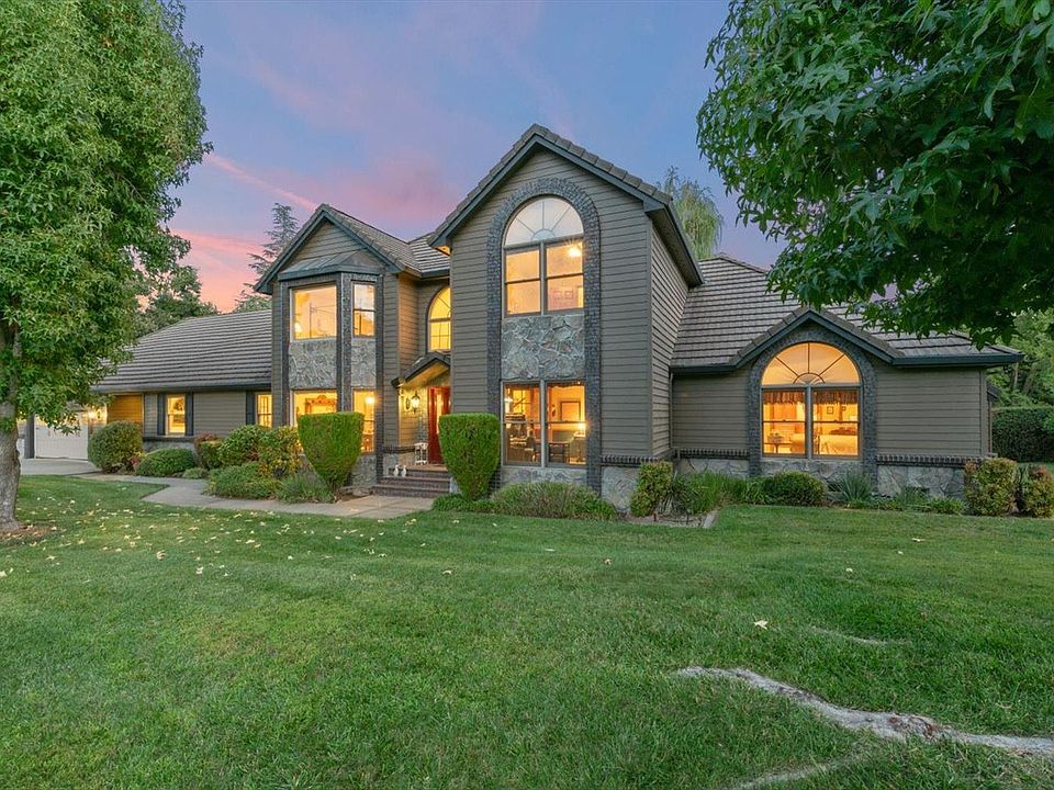 1st image of 3948 Solar Hills Drive
