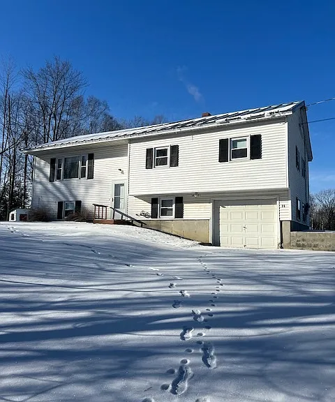 35 Skowhegan Rd — Photo 17