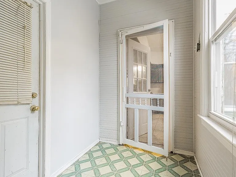 342 Avenue E #1 — Photo 13