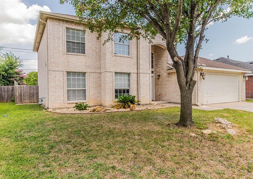 1st image of 8421 Clearbrook Dr