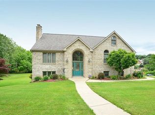 5177 Curry Rd, Pittsburgh, PA 15236