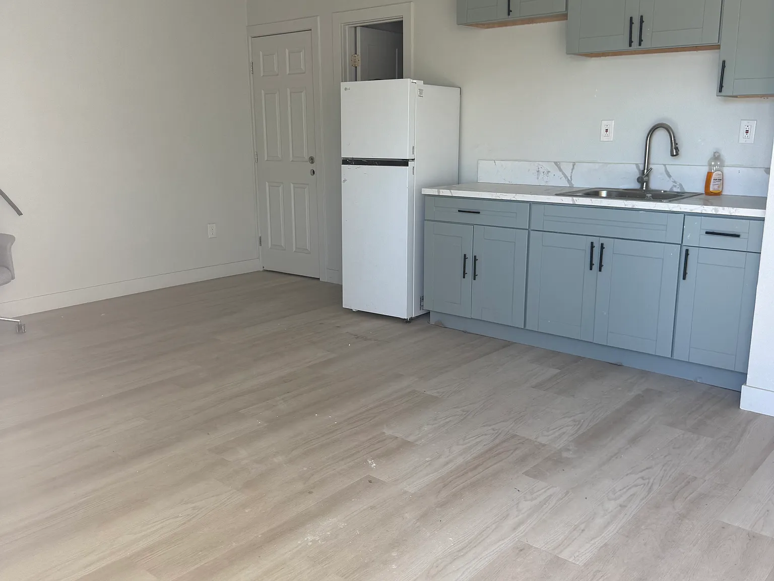 1 bed, 1386 sqft, $1,450 — Photo 2
