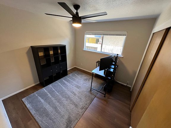 4th image of 1403 Topaz Way