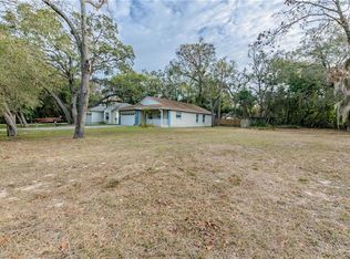 Poinsettia Ave, Tarpon Springs, FL 34689