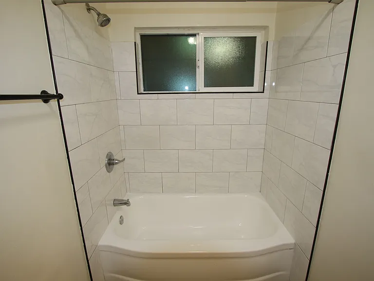 210 W Lemon Ave — Photo 20