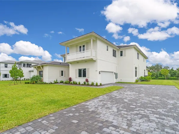 2210 SW 122nd Ter, Davie, FL 33325