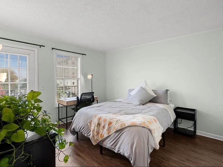 2325 Elliston Pl #410 — Photo 8
