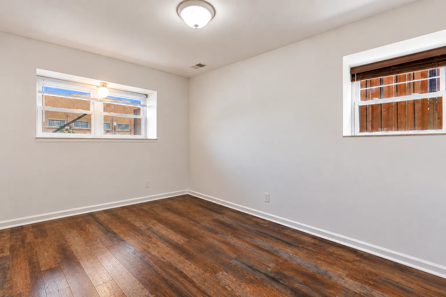 2 bed, 800 sqft, $1,700 — Photo 4