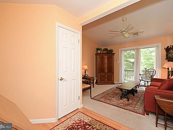 5th image of 237 Allem Ln