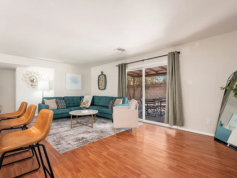 5114 S Dorsey Ln — Photo 11