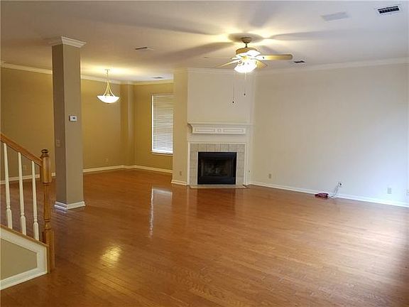 3rd image of 4234 Canyon Glen Cir