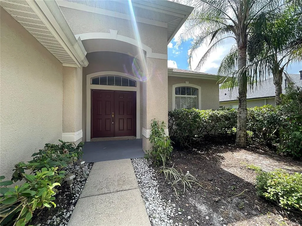 4 bed, 3.0 bath, 2476 sqft, $2,900 — Photo 4