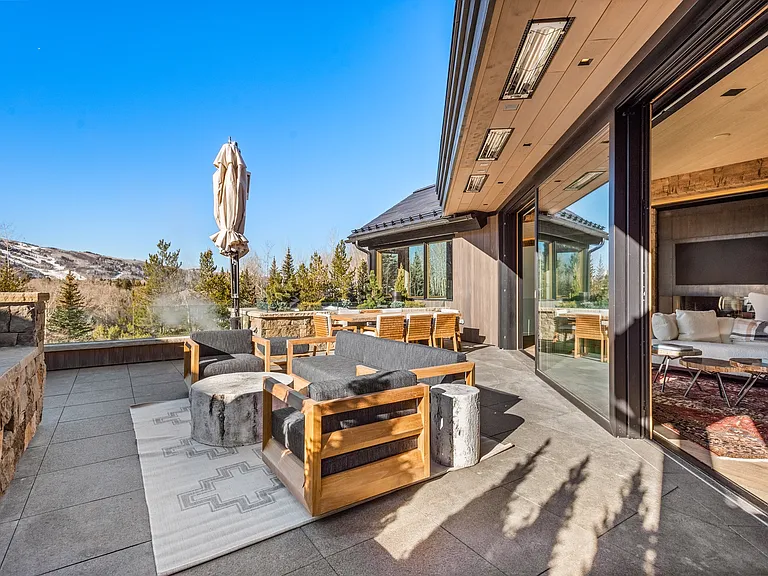 549 Walnut St — Photo 38