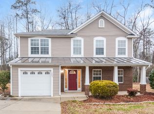 1505 Essexwood Dr, Fuquay Varina, NC 27526