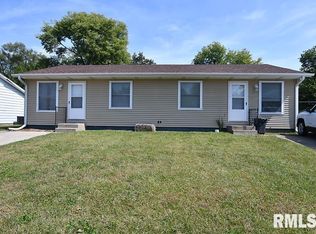 724 9th St, Colona, IL 61241