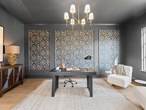 3rd image of 4545 Oakdale Rd