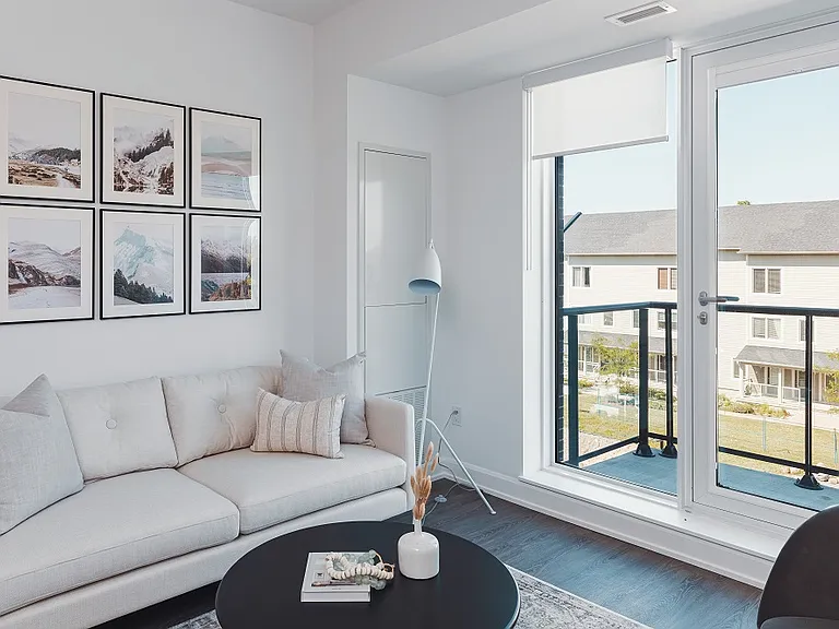 1531 Stittsville Main St #401 — Photo 1