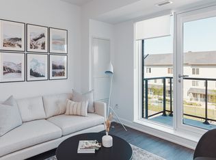 1531 Stittsville Main St #413, Ottawa, ON K2S2Z9