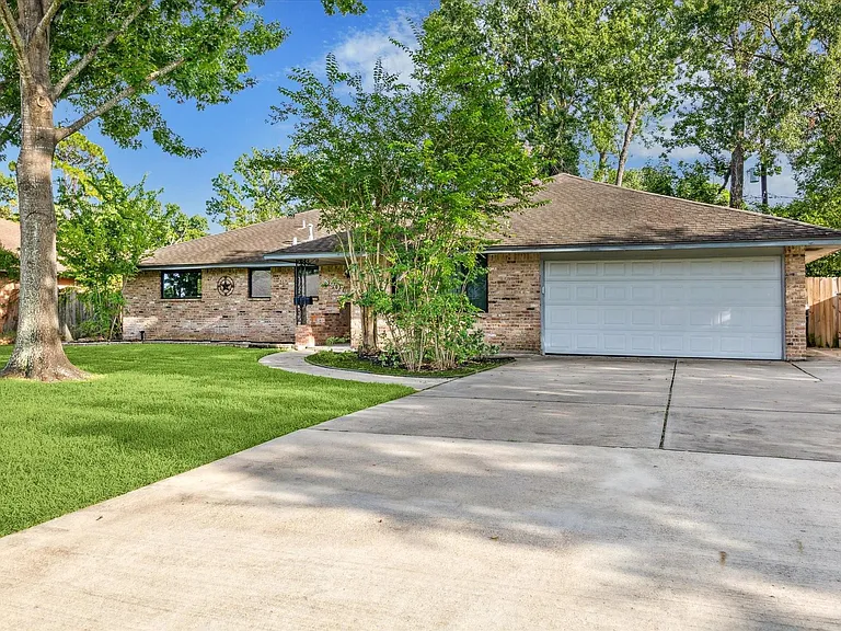 8907 Autauga St — Photo 1