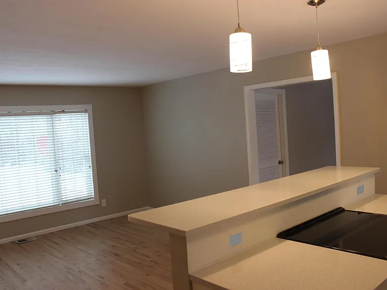 3299 S Elm St — Photo 8