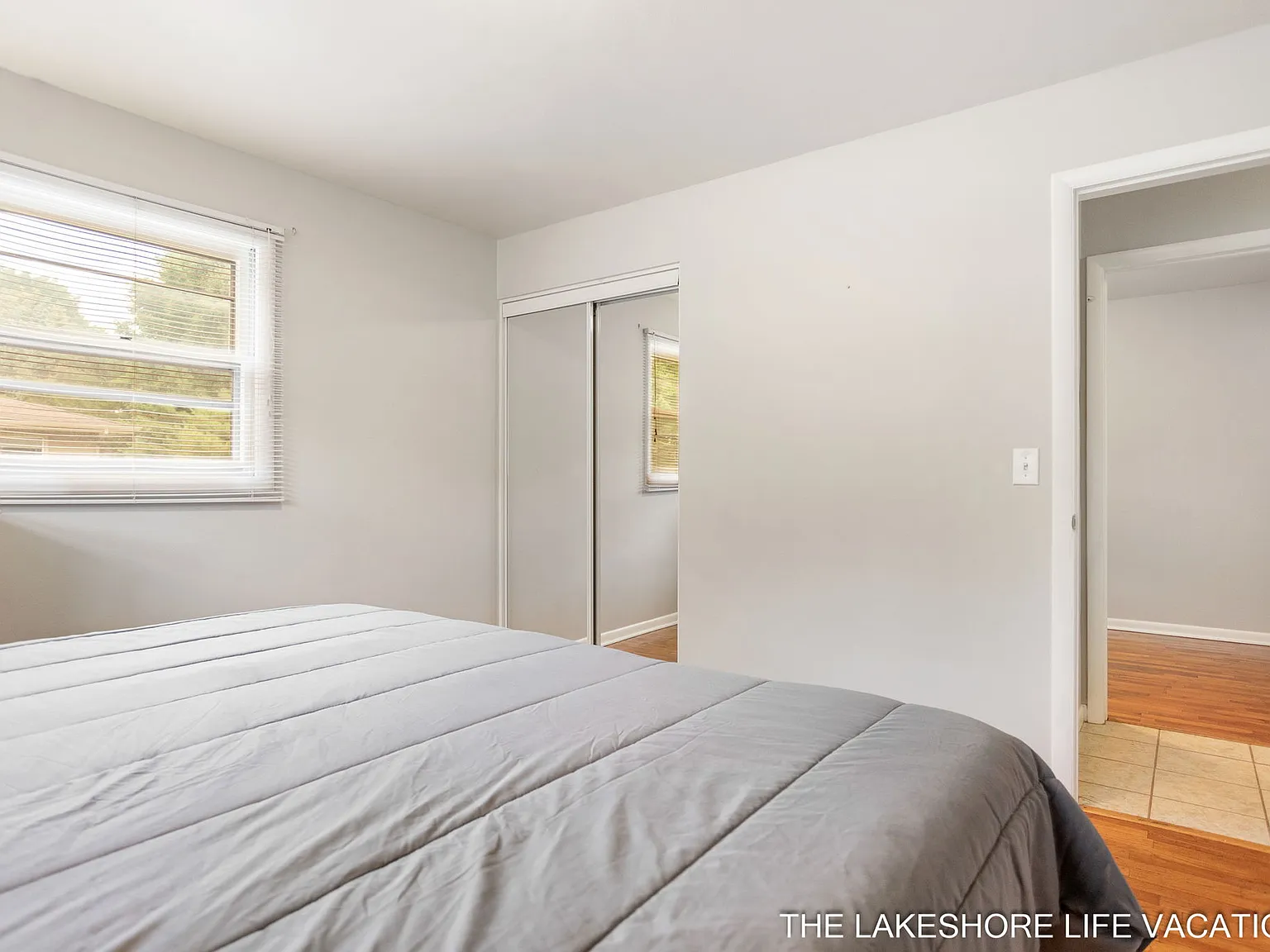 4 bed, 1512 sqft, $2,100 — Photo 3