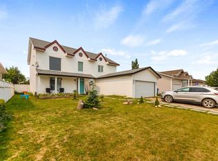 39 E Chinook Cres, Beiseker, AB T0M 0G0