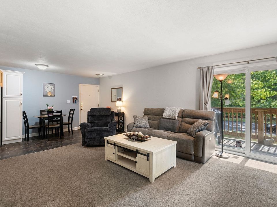 1st image of 980 Plain St #14